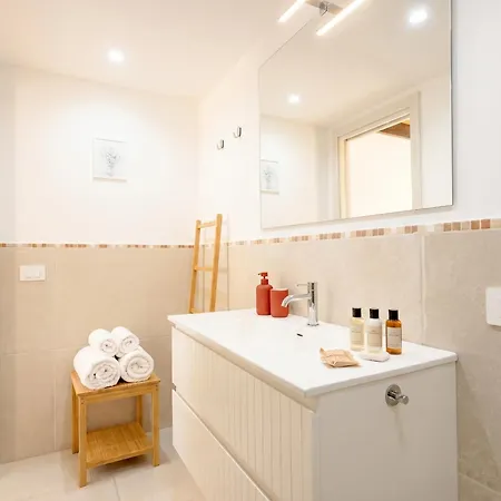 Casa Di Lu - Urban Classic